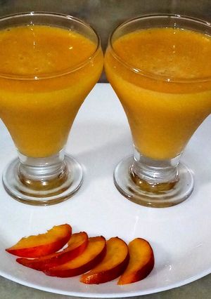A picture of Peach nectar.