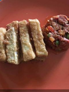 A picture of Yamarita with sausage sauce.