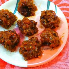 A picture of Oil free Veg manchurian (in appam pan).