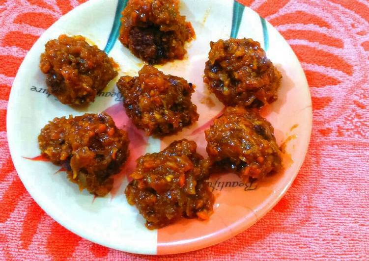 Steps to Make Super Quick Homemade Oil free Veg manchurian (in appam pan)