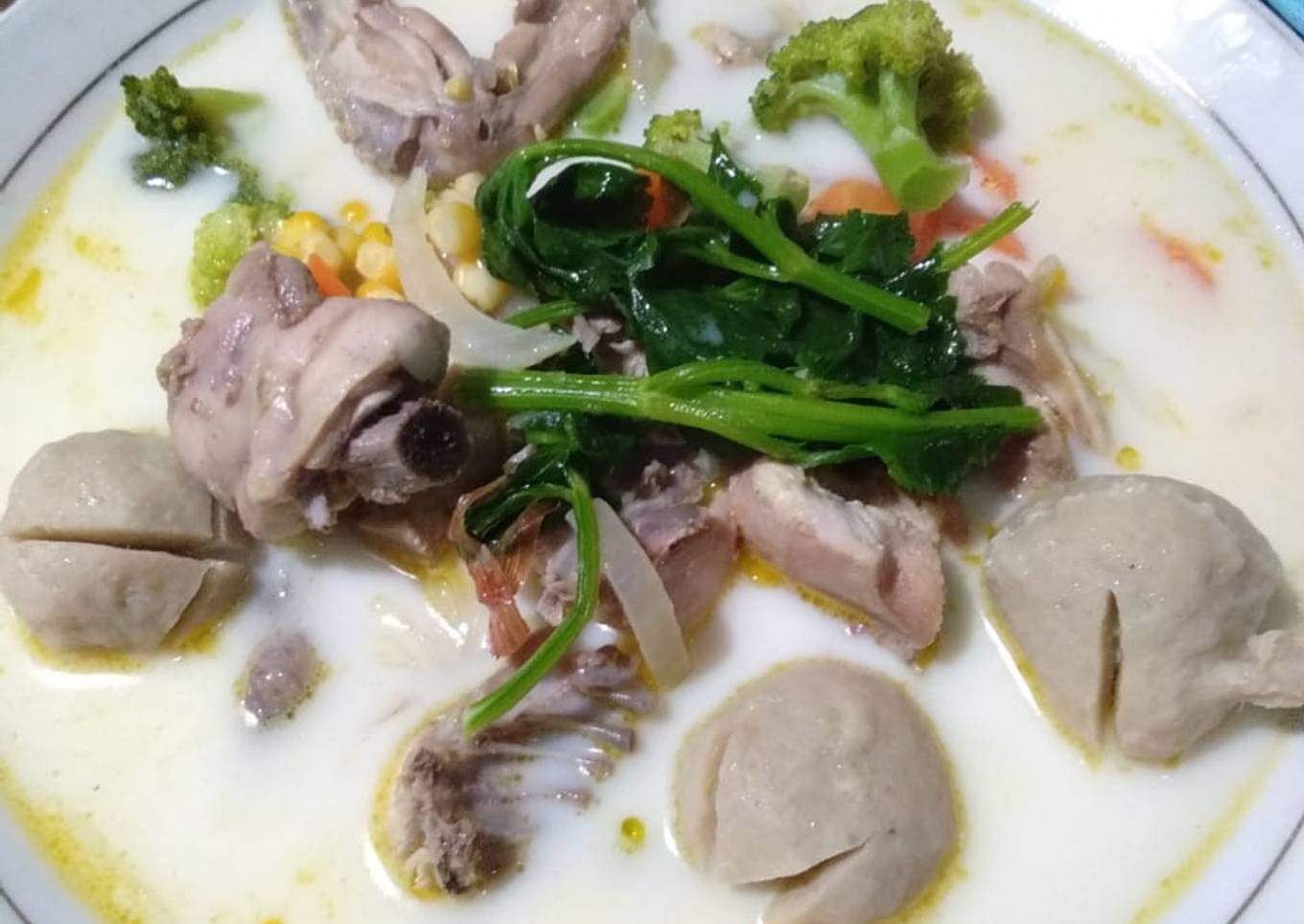 Sop Ayam kuah Susu