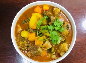 Hình của món Bò sốt vang.