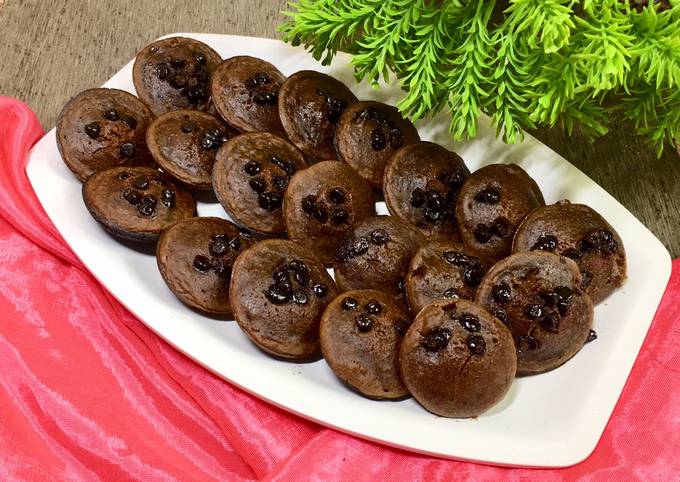 Choco Chips Mini Cake