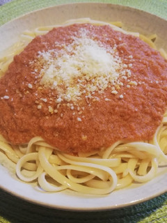 Una foto de Salsa boloñesa con tomate natural en Mambo