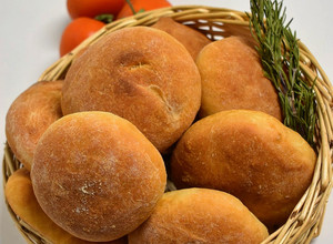 Foto di Pane 🍞con farina di ceci e farro