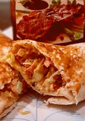 A picture of Tandoori Chicken wraps.