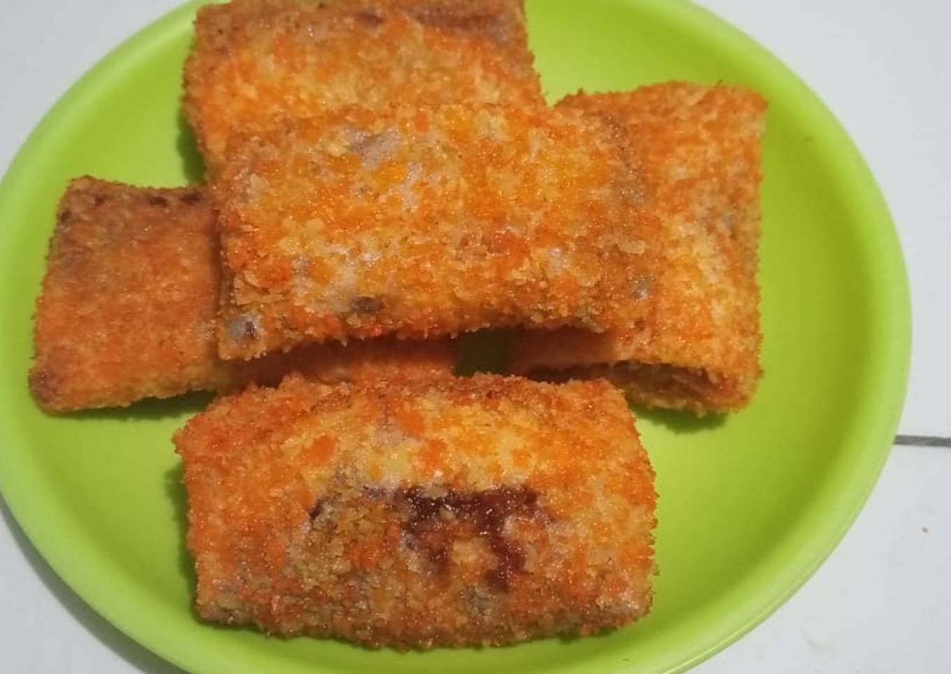 Ricokkesang (risol coklat keju pisang)