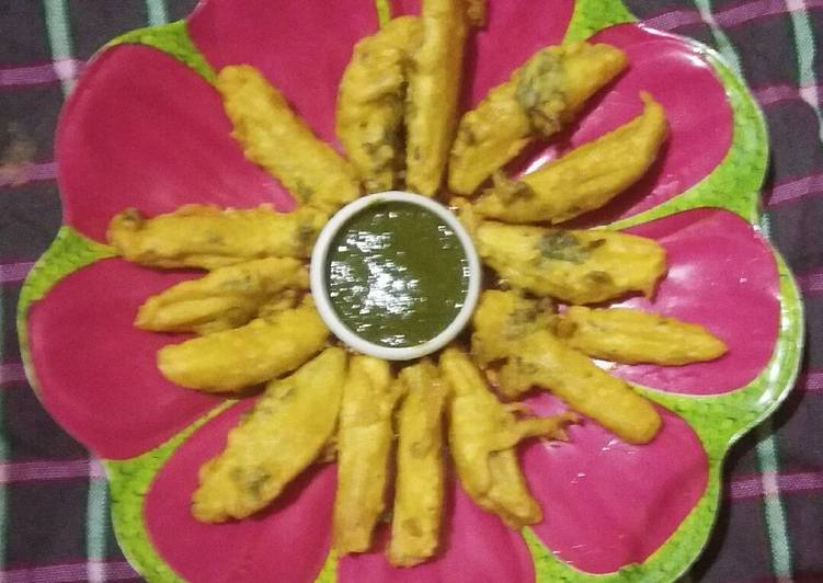 Potato finger pakoda