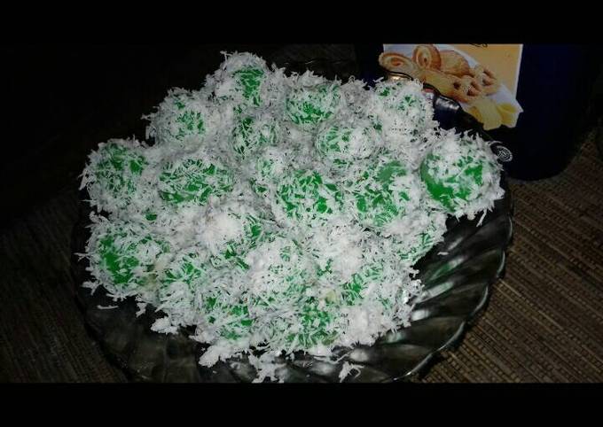 Jajanan pasar: Klepon