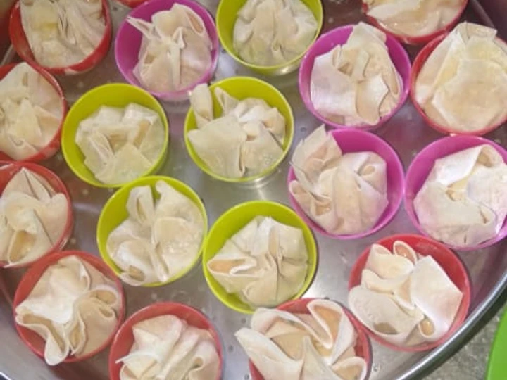 Langkah Mudah untuk Membuat Resep  Dimsum ayam udang yang Lezat, Bisa Manjain Lidah