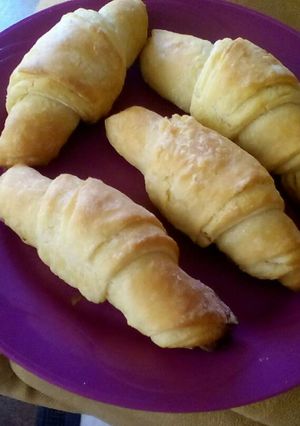 A picture of Croissants.