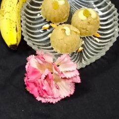 A picture of Banana suji halwa.