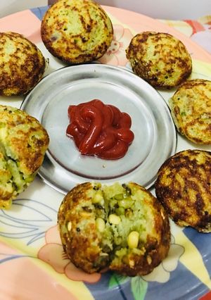 A picture of Suji sprouts Appam.