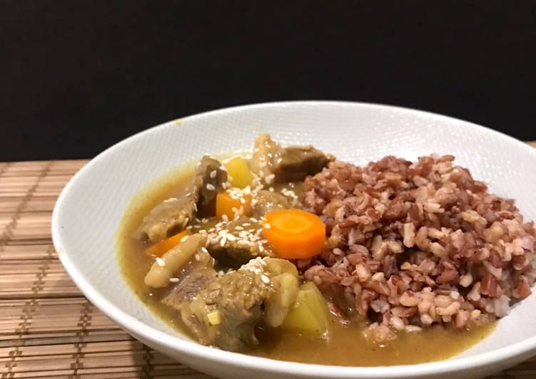 Cara Gampang Membuat Easy Japanese Beef Curry, Menggugah Selera