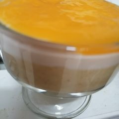 A picture of Mango cream cheese dessert.