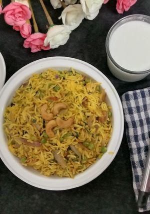 મેથી પુલાવ (Methi Pulao Recipe In Gujarati) રેસીપી મુખ્ય ફોટો