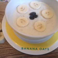 A picture of Banana oats.