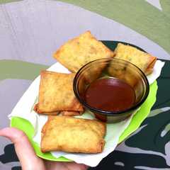 Martabak telor mini রেসিপির প্রধান ছবি