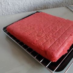 Strawberry cake A picture of Strawberry cake.