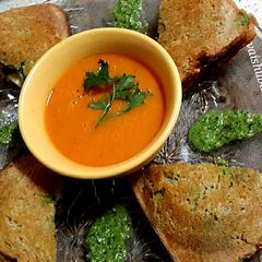 A picture of Tomato Basil and Garlic Soup.