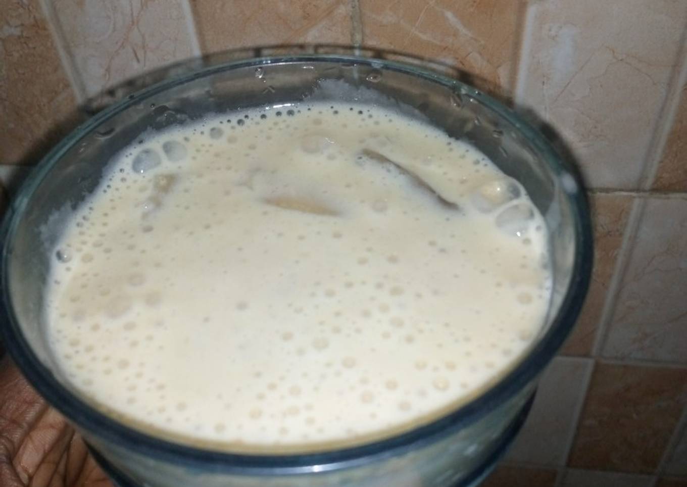 Tittle: Banana Milkshake