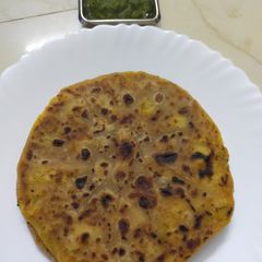 A picture of Aloo Paratha.