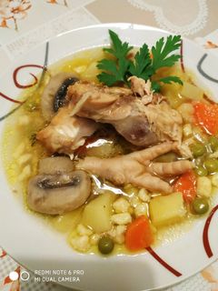 Zöldséges, csirke aprólék leves, csipetkével recept fotója