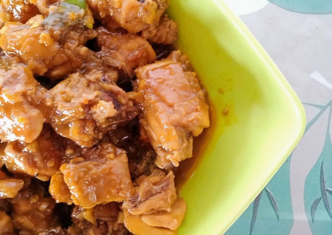 Rica-rica ayam daun jeruk Mantul!!