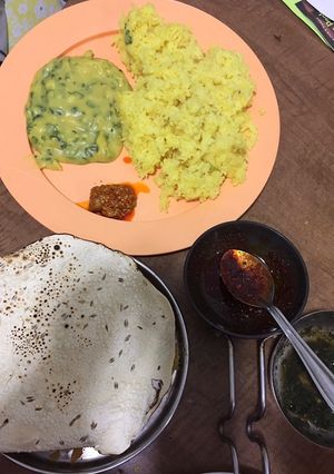A picture of Methi pithal Plain kahichadi with tadka(Maharstian hot).