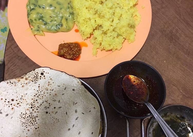 Steps to Make Any-night-of-the-week Methi pithal Plain kahichadi with tadka(Maharstian hot)