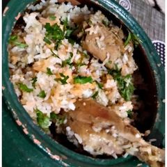 A picture of Handi Chicken Biryani.