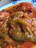 Dolma felfel / poivrons farcis 🫑 à la viande hachée en sauce tomate 🍅