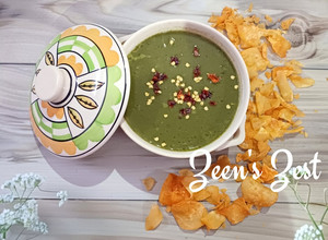 A picture of Spinach Potato and Celery Soup.