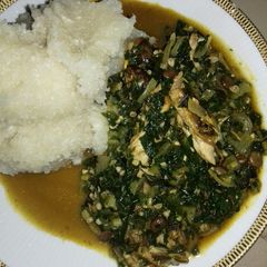 A picture of Fresh okra with fish...as e dey hot.