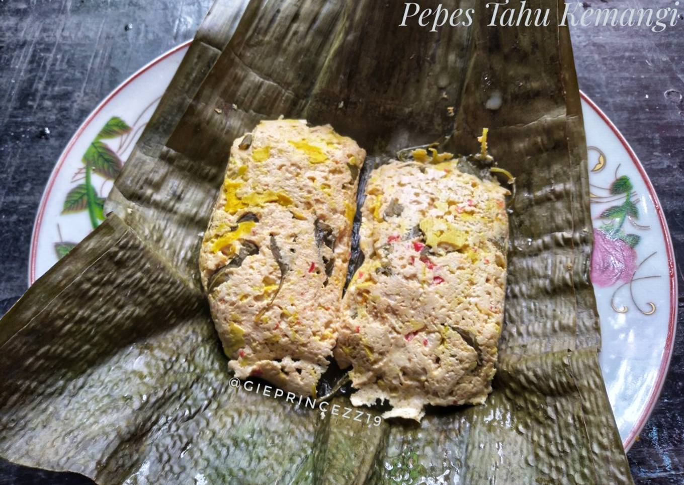 Pepes tahu kemangi