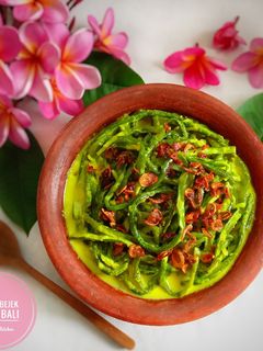 Foto resep Jukut Bejek Khas Bali (Plecing Kacang Panjang)