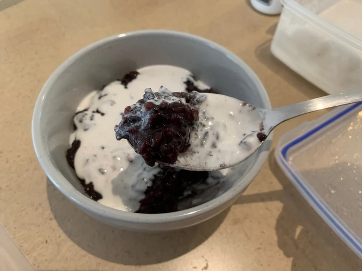 Cara Gampang Membuat Resep Bubur ketan hitam dan saus santan yang Lezat Sekali Anti Ribet, Sempurna