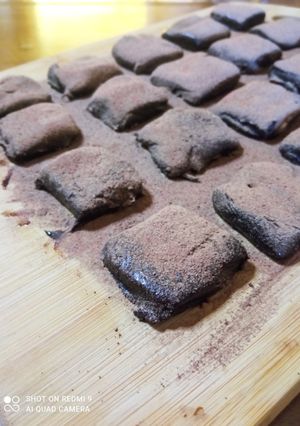 Φωτογραφία της συνταγής Condensed milk chocolate Truffles (Korean sweet) 🍫🥛