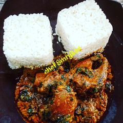 A picture of Banga stew/ofe akwu with boiled rice my way.