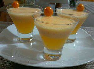 Una foto de Aguaymanto sour
