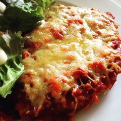 A picture of Chicken Parmigiana.