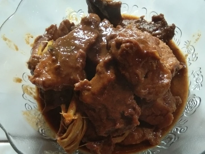 Cara Mudah Membikin Resep Rendang Daging Sapi bumbu instan yang Uenak Anti Ribet, Mantap Sekali