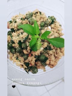 Foto resep Oseng oncom leunca kemangi 🖤