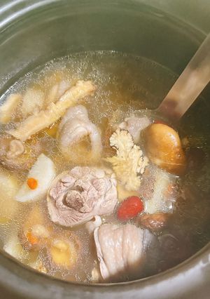 百合山藥雞湯 的食譜成品照片