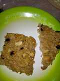 Torta di fiocchi d'avena con mele e uvetta