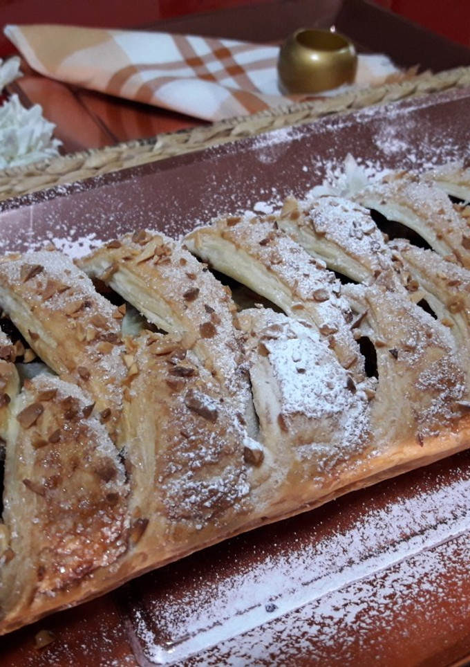 Una foto de Trenza de chocolate y almendra
