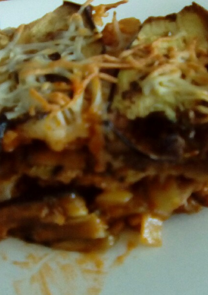 Una foto de Pastel de berenjenas y carne