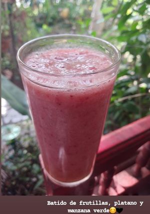Una foto de Batido de frutas para desayunar
