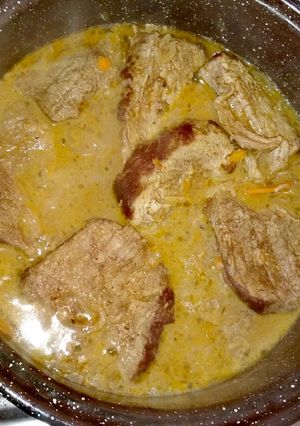 Una foto de Carne en mi olla