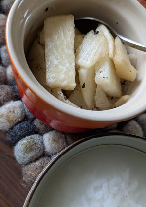 簡單的小菜~~紫蘇醃白蘿蔔片 的食譜成品照片